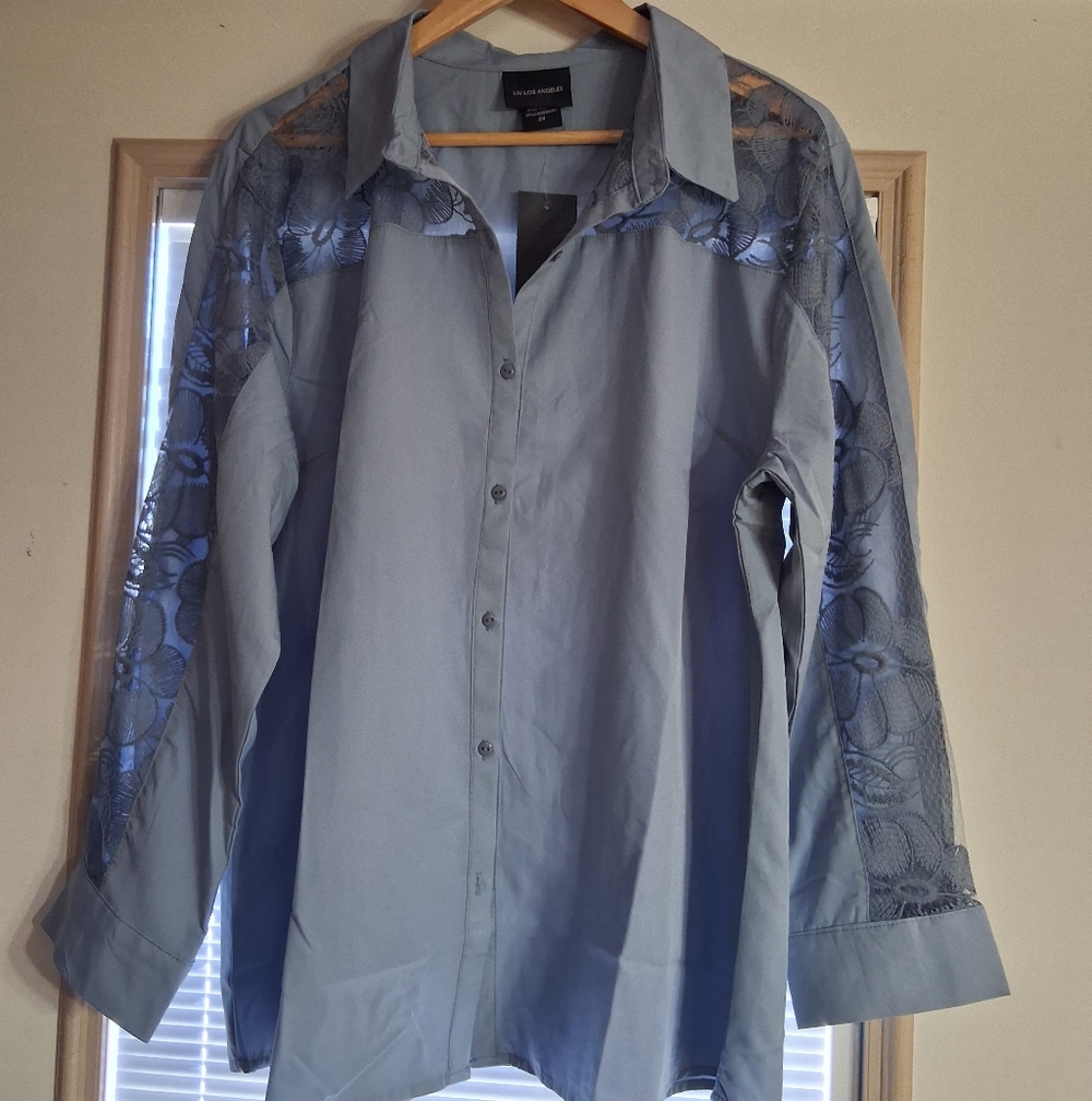 GRAY BLUE BLOUSE WITH LACE, LIV LOS ANGELES BRAMD 2X